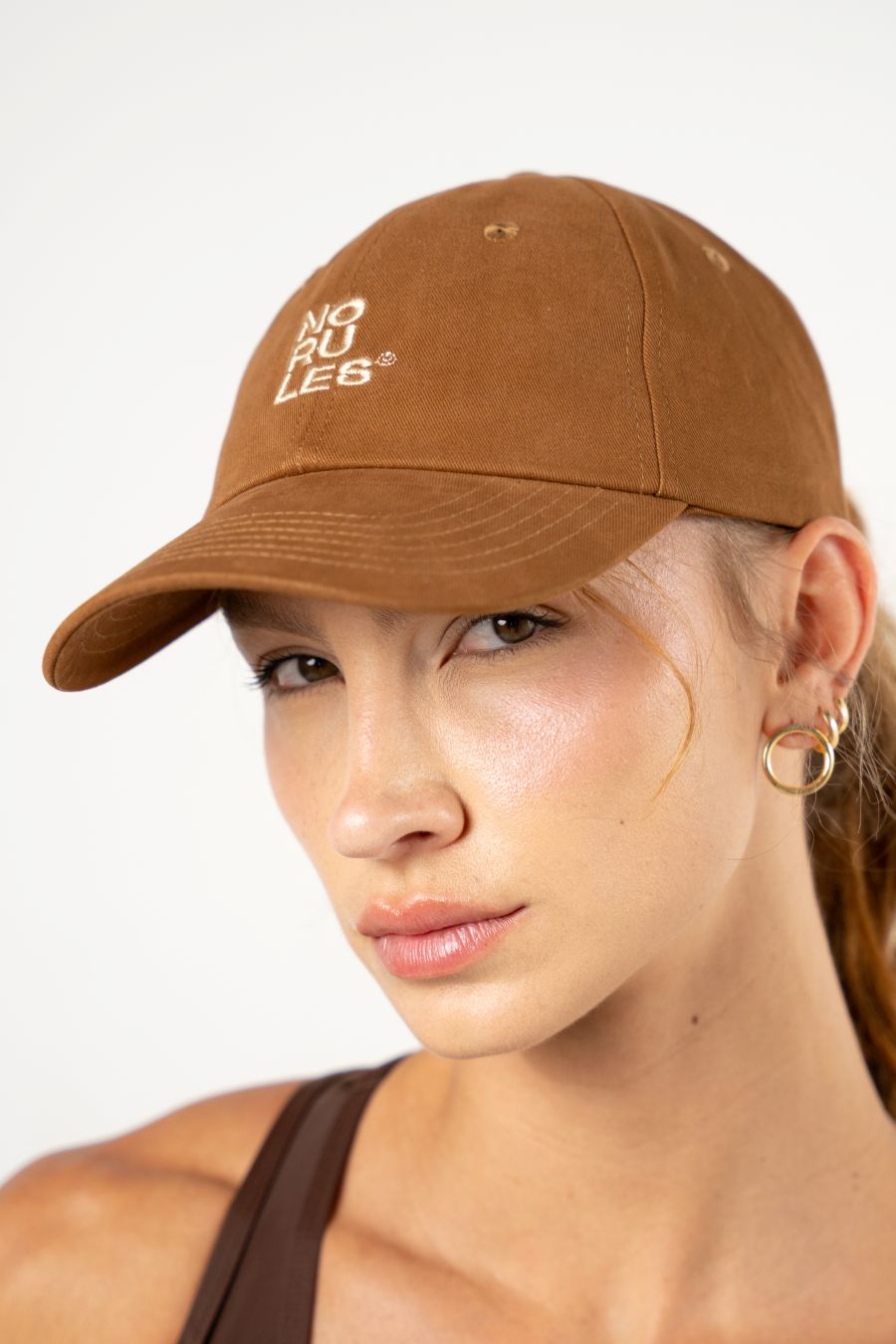 ESSENTIAL CAP BROWN
