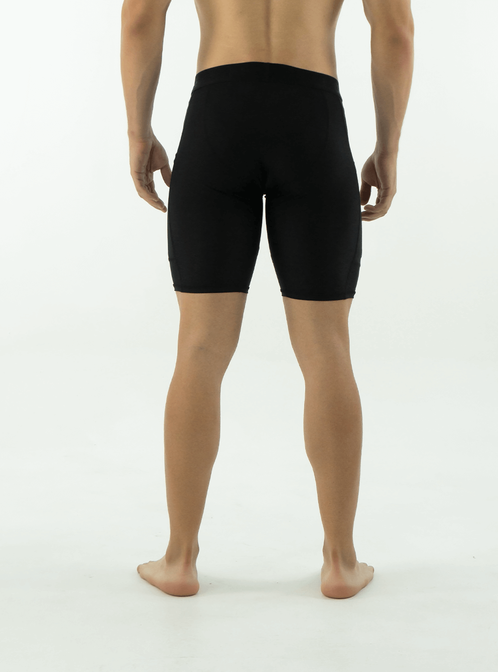 LYCRA DE COMPRESION CORTA CON BOLSILLO NEGRA