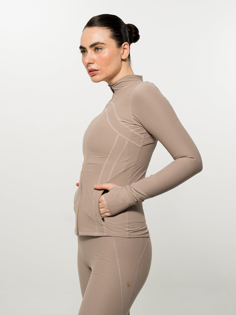 Performance Fit Jacket Mocca