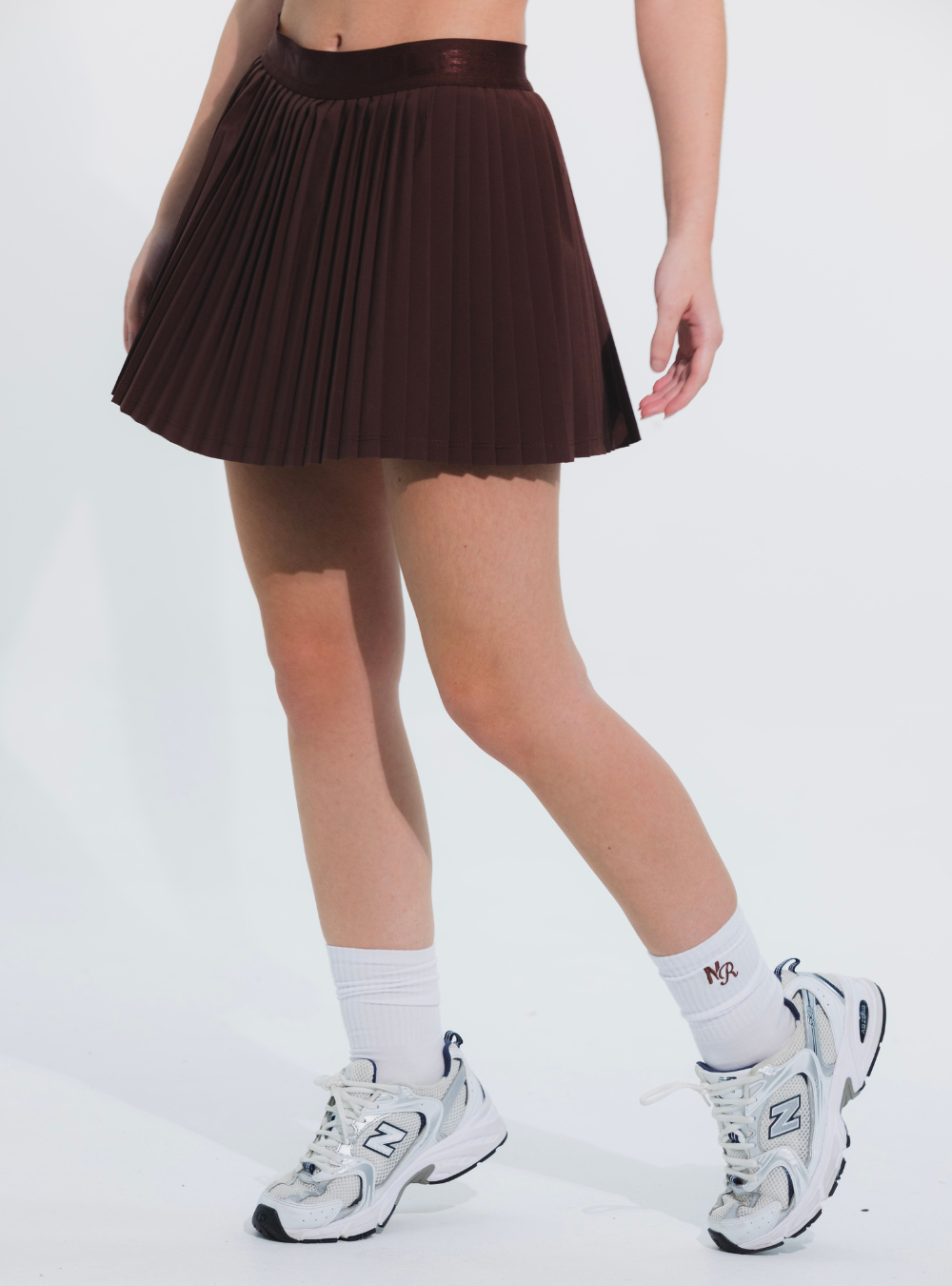 Pleat Skirt Café