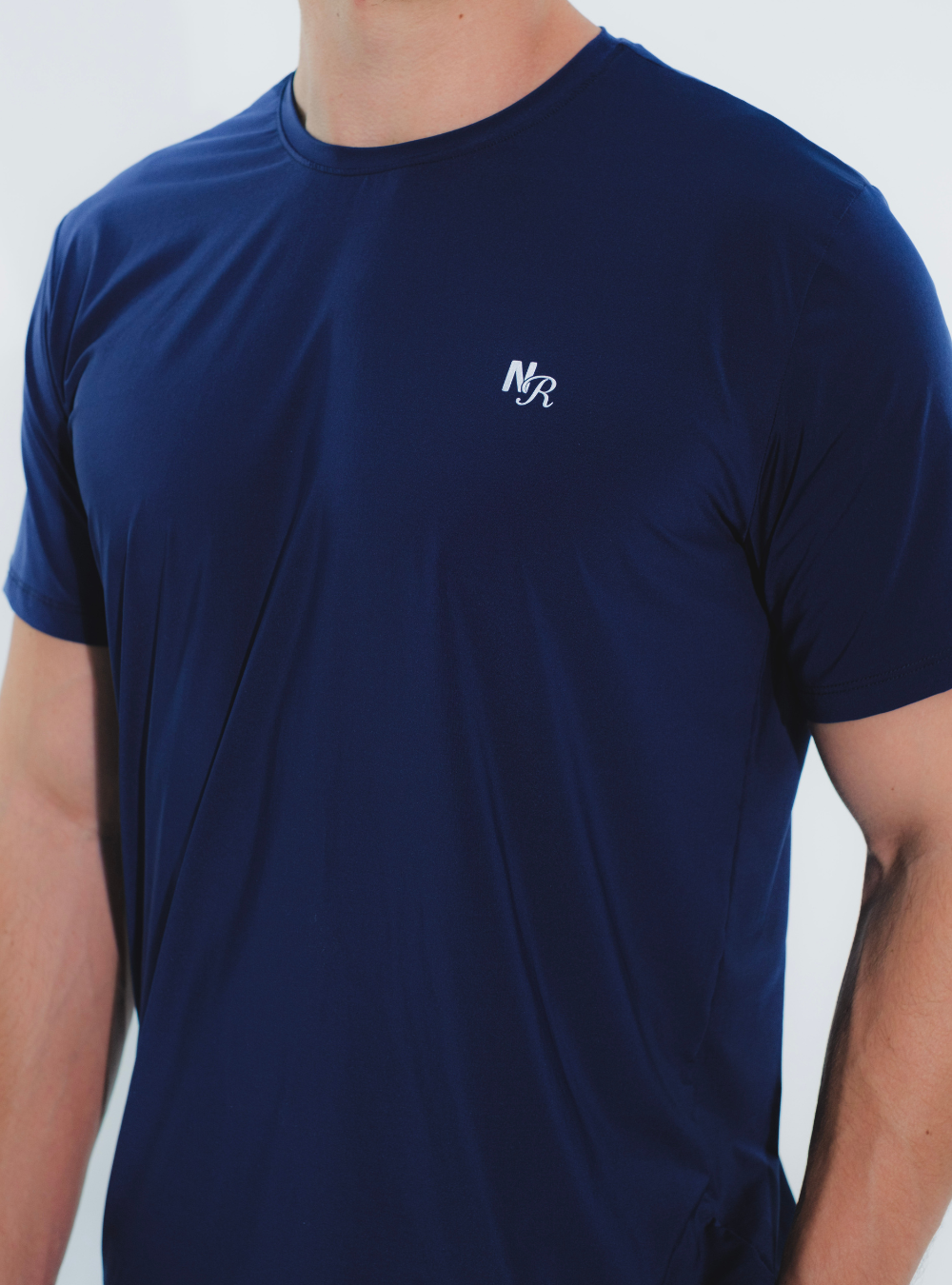 Remera Tela Fria TechFit Azul Oscuro
